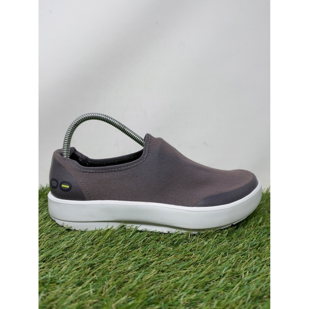 OOFOS OOmg Eezee Shoes Womens 8 Gray Slip-on Recovery Walking Cushion Comfort
